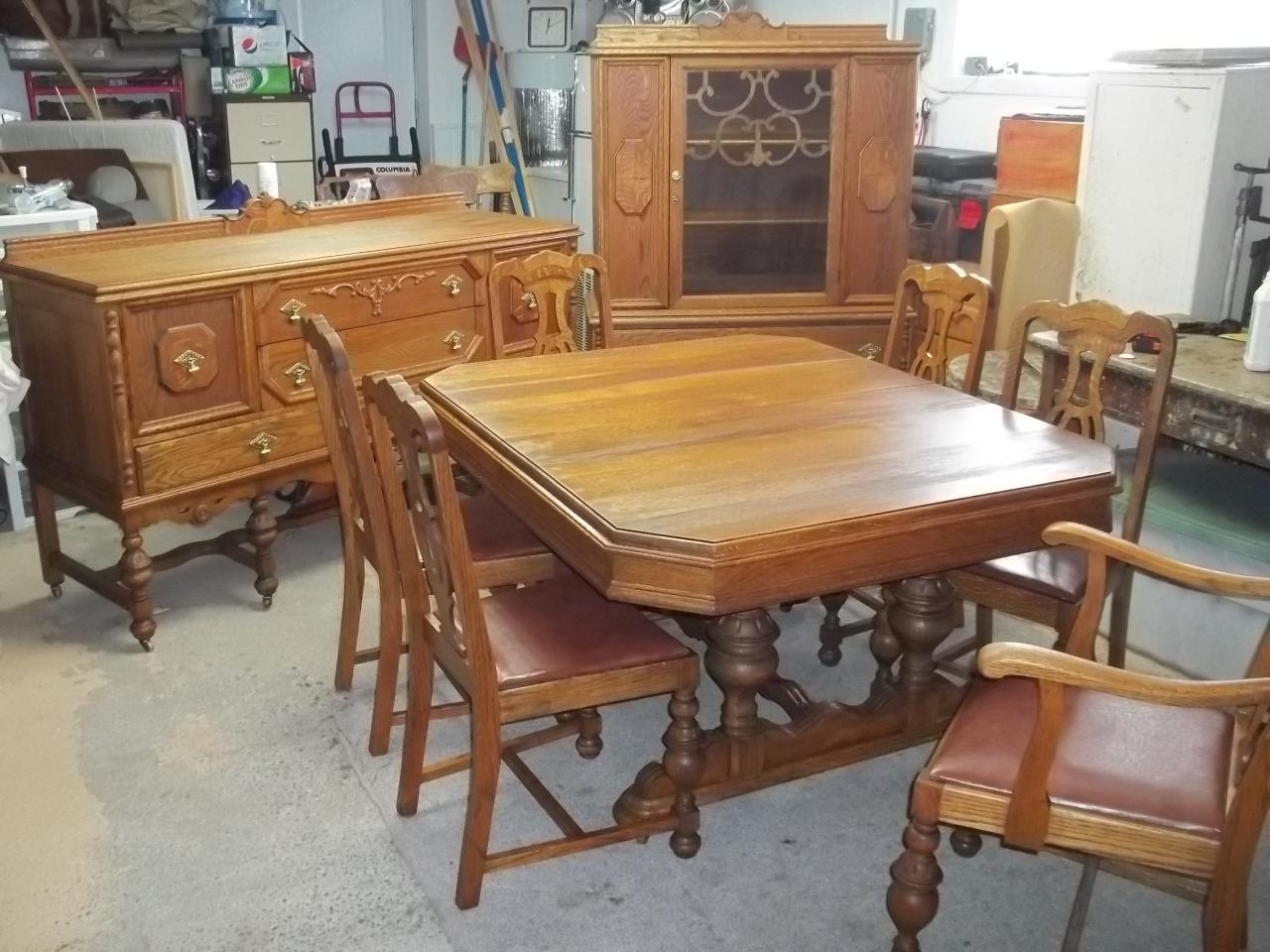 Ens.complets en chêne maillée année 1900 $3.200.00